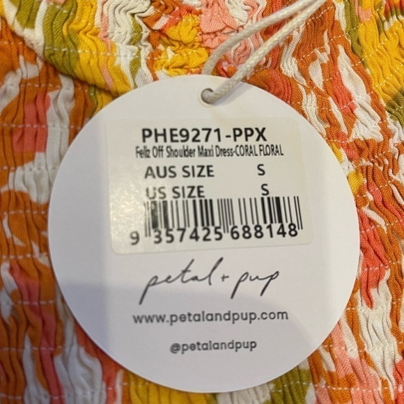 NWT Petal & Pup Feliz Off Shoulder Maxi Dress Size S - Picture 4 of 6